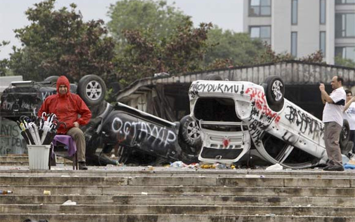 Yabancı ajanslar Taksim'i böyle gördü