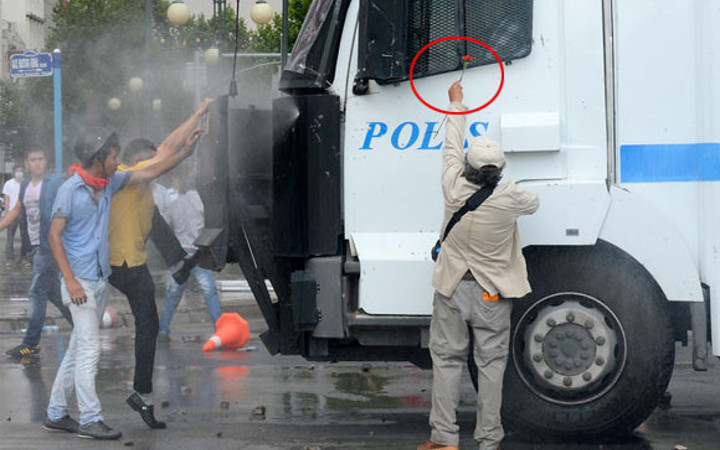 Gezi olayları son 24 saatten en sıcak kareler