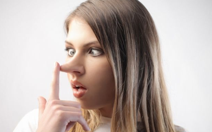 Kadınlar ve beyaz yalanları