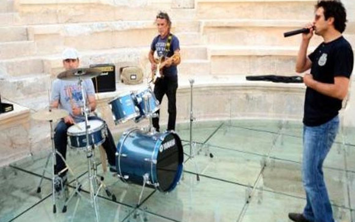 İmamdan Rockçı olur mu demeyin!