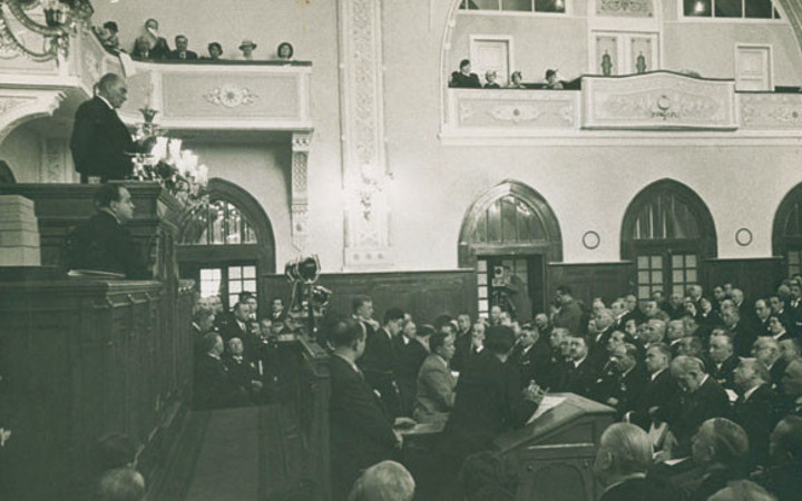 Atatürk'ün hiç görülmemiş satılık fotoğrafları