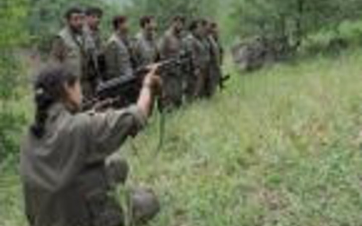 PKK'lı kadın son kurşun deyip sıktı