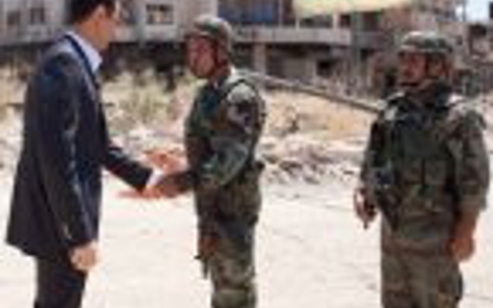 Ülke yıkıldı Esad dimdik ayakta