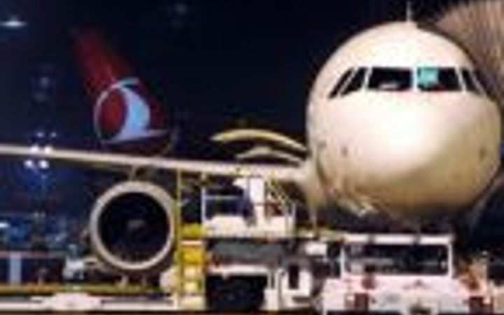 Atatürk Havalimanı'nda bomba alarmı