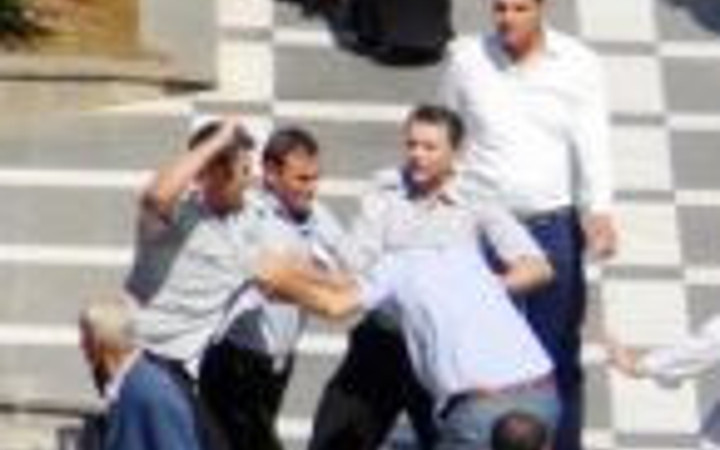 Fakıbaba'nın güvenlikleri vatandaşı hastanelik etti