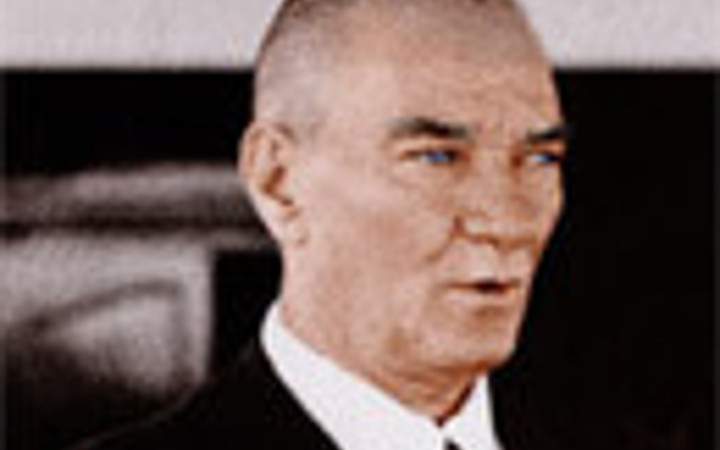 Atatürk 1881'de doğmadı