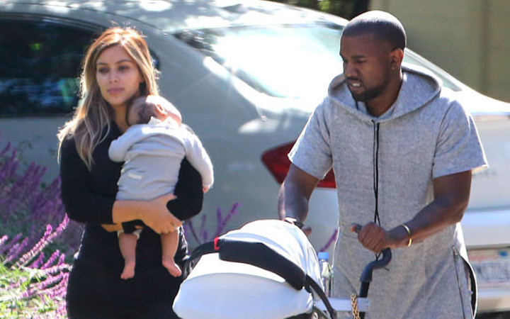 Kim Kardashian'ın bebeğine hediye yağdı!