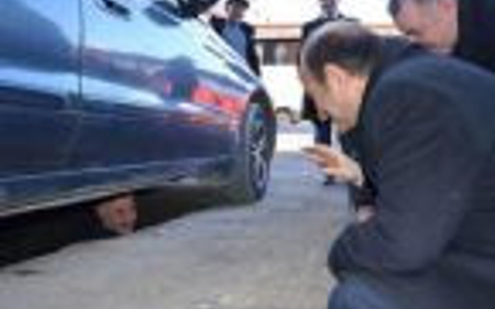 Adayların ilginç seçim çalışmaları