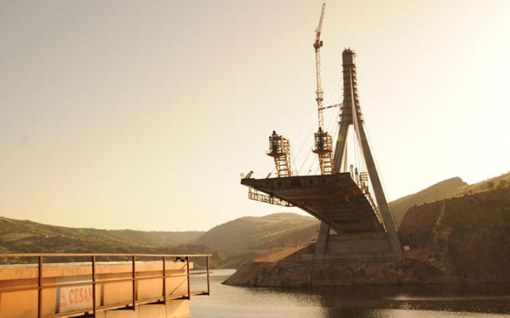 En uzun üçüncü köprüde sona gelindi 