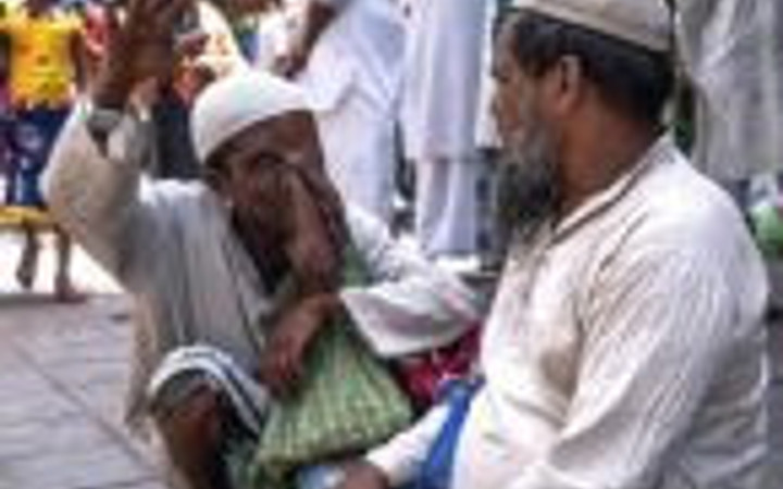 Fil adam ameliyatı reddetti