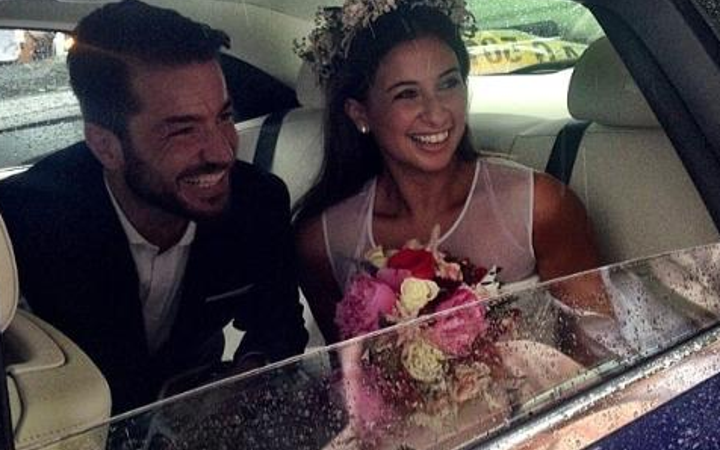 Buse Terim baba evinden böyle çıktı