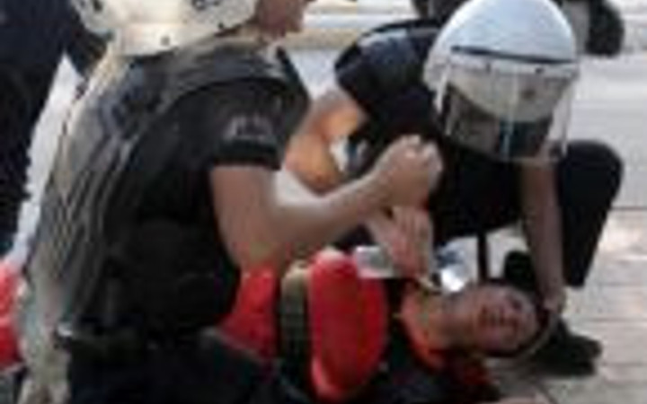 Lice'de ortalık toz duman!