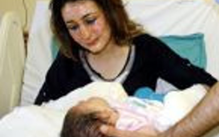 Bebeği ile birlikte yanan öğretmen konuştu