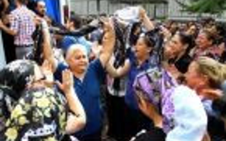 Kaza kurbanı gence düğün gibi cenaze