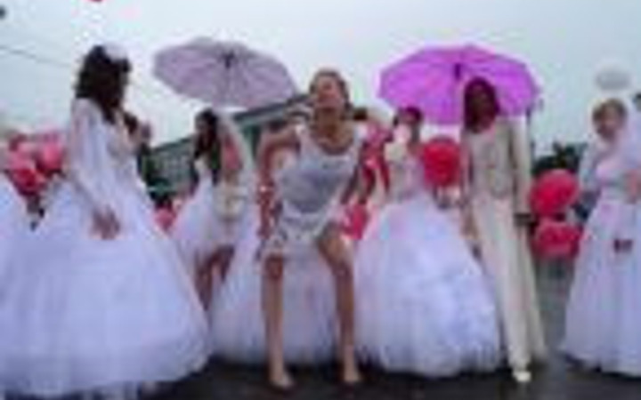 Rusya'nın damatsız gelinleri