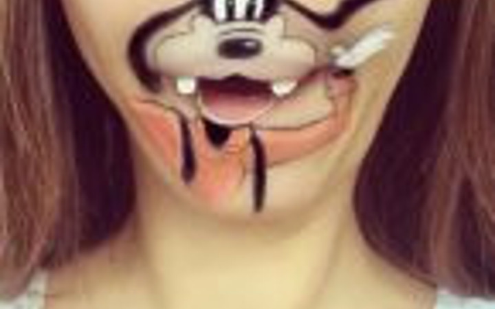 Yüzüne yaptığı makyajla ünlü oldu