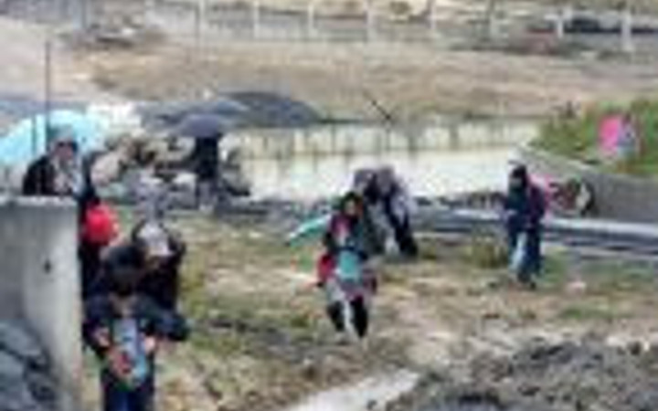 İstanbul'un ortasında öğrencilere çamur eziyeti