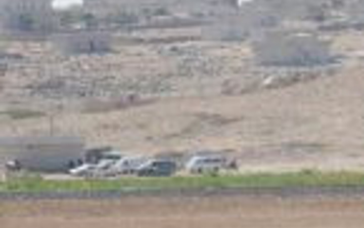 IŞİD sınırda devriye geziyor