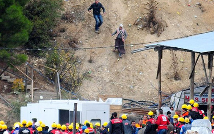 Madenci annesinden iç yakan görüntü: Resmen yamaçtan uçtu!