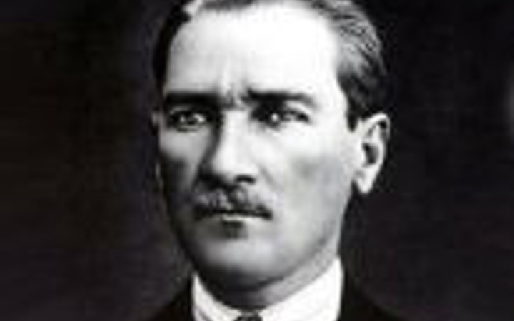 Ünlülerin ölmeden önce yedikleri yemek