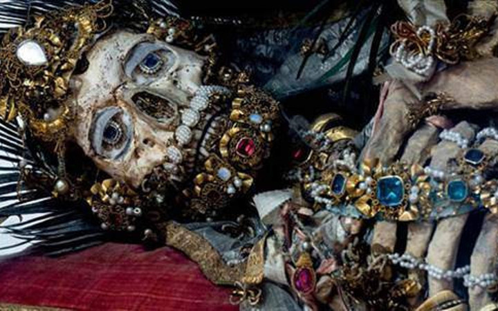 Bu iskeletler bildiğiniz gibi değil!