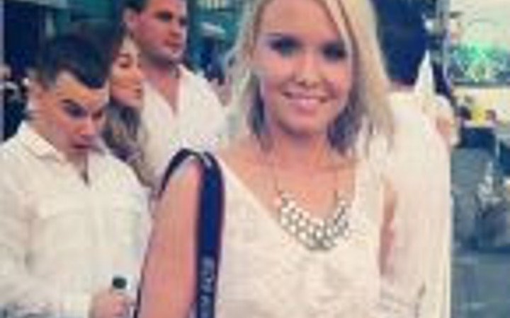 Haftanın son gününe bomba gibi fotoğraflar