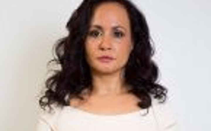 Kırışmamak için yıllardır gülmüyor