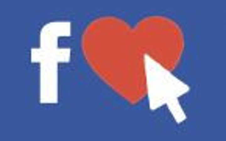 Facebook’ta sevgililer günü böyle geçiyor