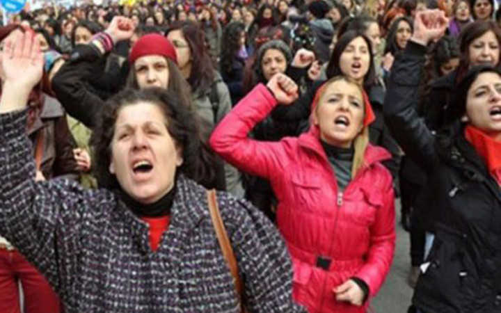 Türkiye'de kadın olmak