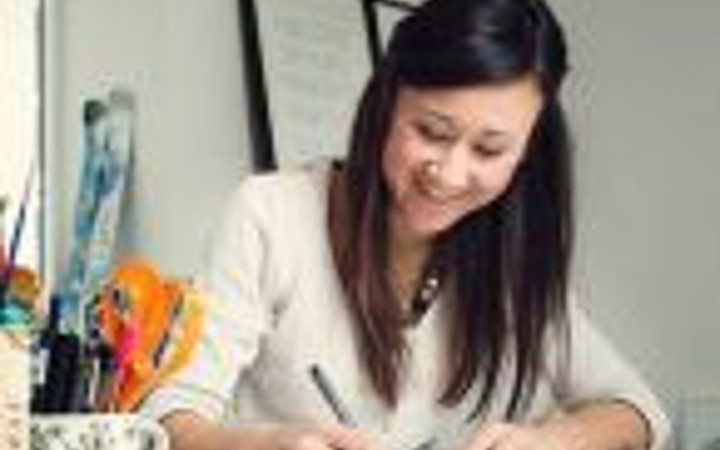 Büyüklere boyama kitabı yaptı 1 milyon sattı