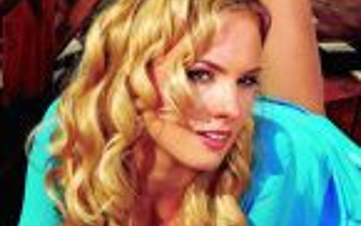 Şebnem Schaefer avukatına dava açtı