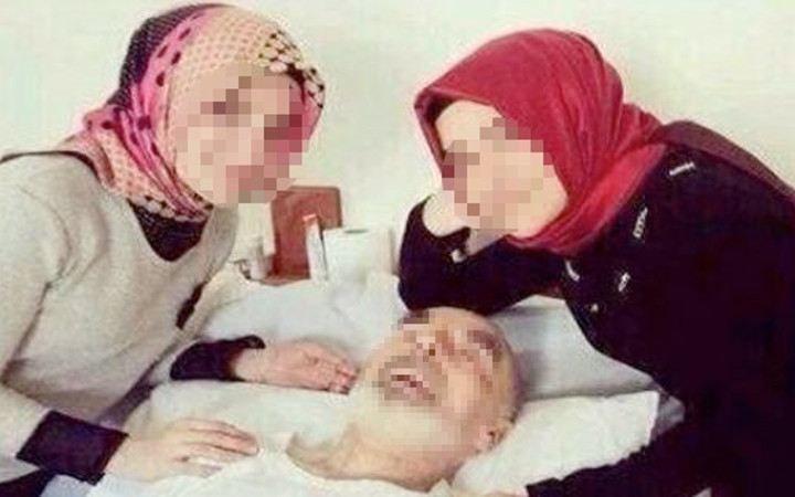 İşte yeni çılgınlık! Ölü insanlarla selfie!