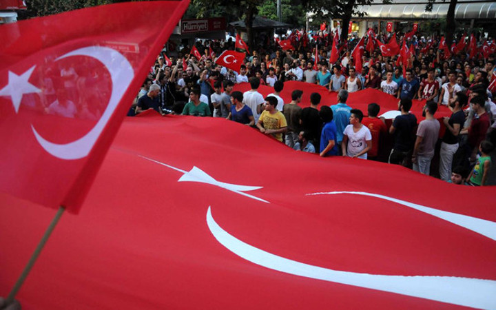 Terör saldırısı insanları sokağa döktü