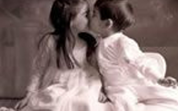 İlginç öpüşmeler 