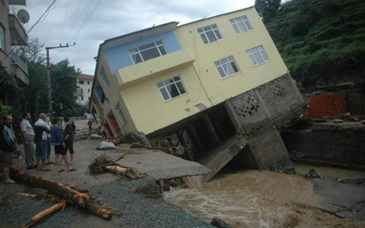 Rize'de sel felaketi