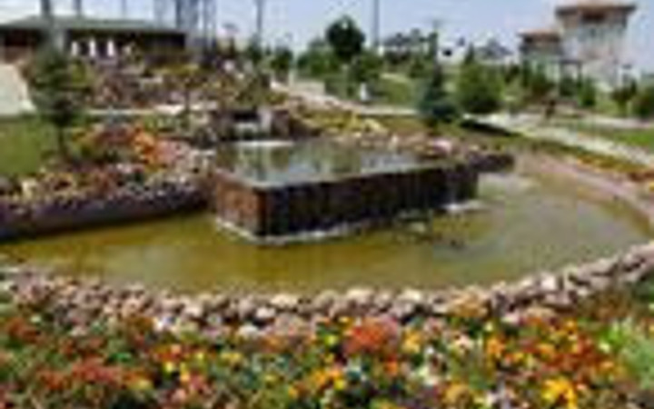 Akyurt'ta parklar ilçeye güzellik katıyor