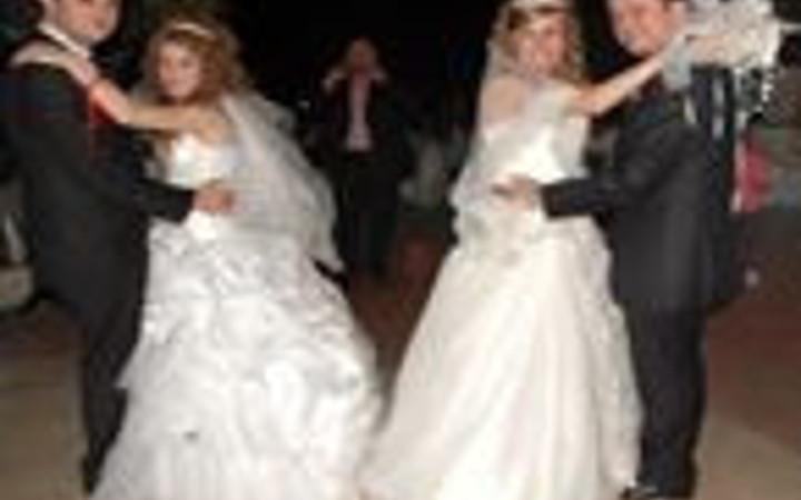 2 erkek kardeşe 2 kız kardeş gelin