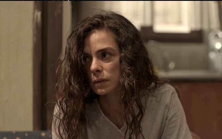 Kadın dizisinin en damar sahnesinde izleyiciyi güldüren hata!