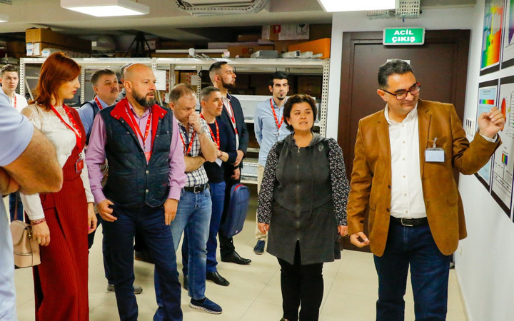 Türk mühendisler buldu Rus Başbakanı Medvedev'in kuzeni bile ziyaret etti