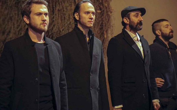 Çukur'da şoke eden ayrılık! Ünlü isim diziye veda ediyor