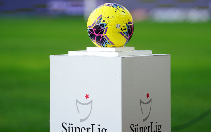 Yapay zeka Süper Lig'i bitirdi: Şampiyonu averaj belirledi