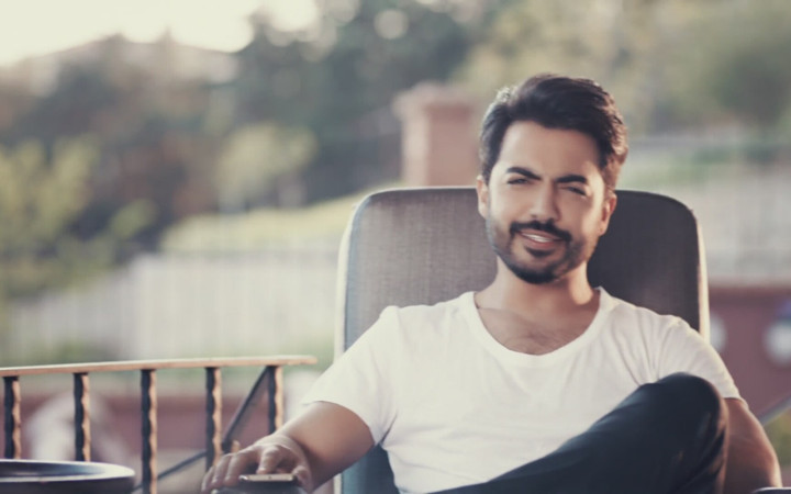 Deprem bölgesine giden Yusuf Güney, esnafa isyan etti