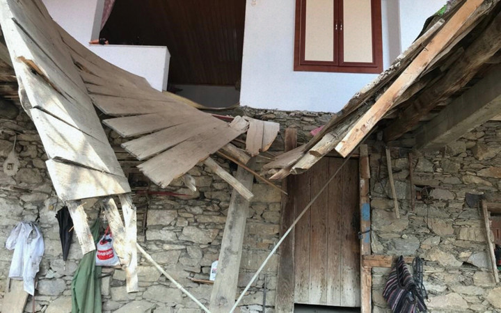 Aydın'da düğün evinin salonu çöktü 15 yaralı