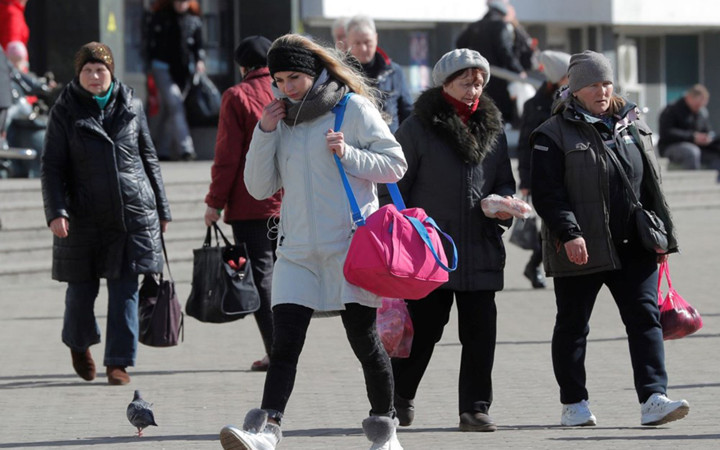 Koronavirüse önlem almayan tek ülke Belarus