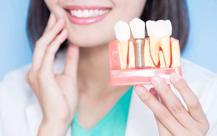 Eksik diş zararlı mı sağlam dişleri etkiliyor!