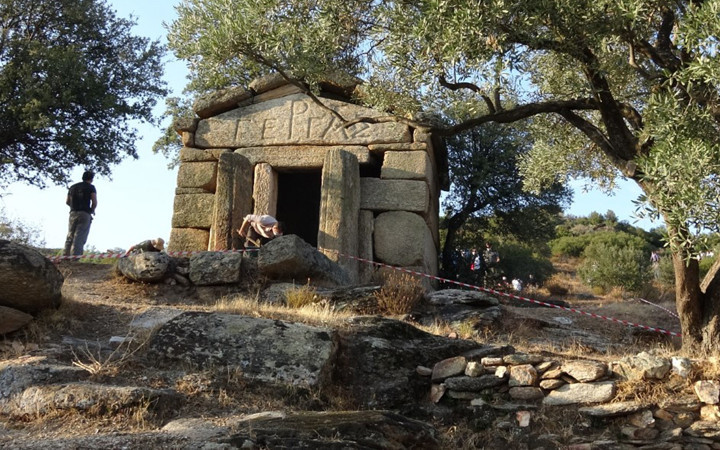 Aydın'da ilk kazma vuruldu! Gizemli köy ortaya çıkacak