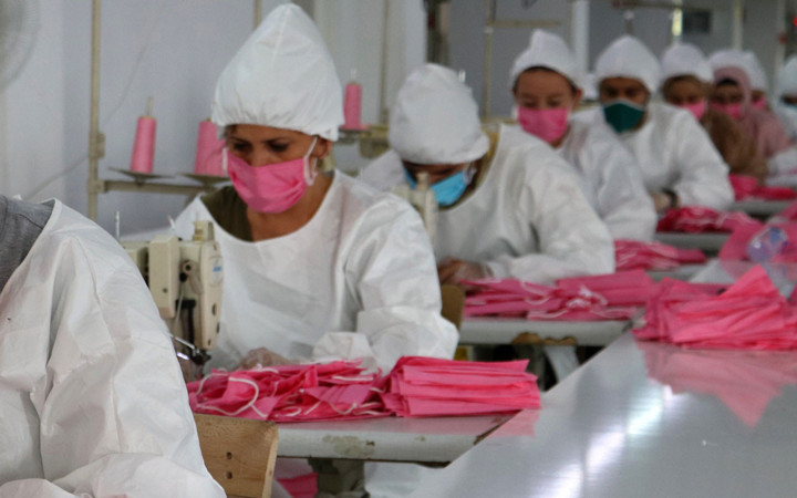 Adana'da seri üretime başlandı! Koronavirüsü öldüren maske üretildi