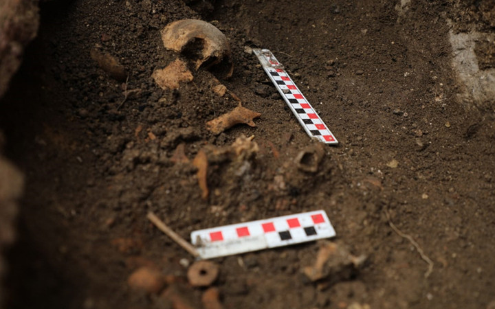 Düzce'deki antik kentte mucize keşifler bebek iskeleti ve su arkı bulundu