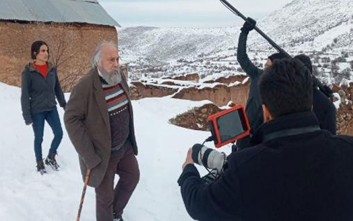 Entübe edilmişti! Ünlü oyuncu Toygun Ateş'in setteki son görüntüleri ortaya çıktı