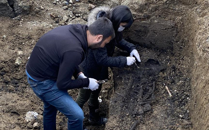 Düzce'de İSKİ kazısında ortaya çıktı yatış şekli ekipleri heyecanlandırdı